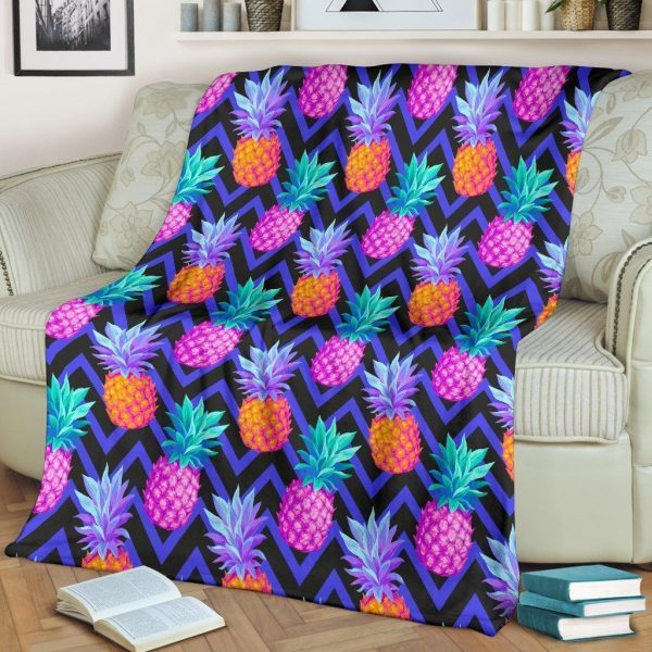 Pineapple Color Art Pattern Zig Zag Fleece Blanket - Image 2