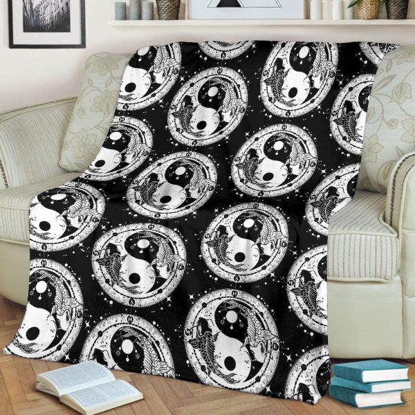 Yin Yang Koi Fish Black And White Fleece Blanket - Image 2